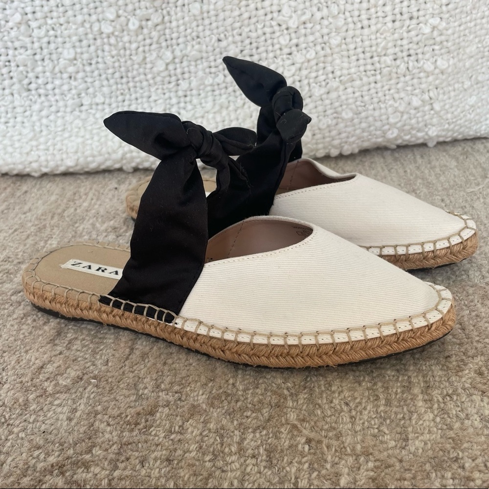 NWOT Zara Trafaluc slip-on mule espadrille sandal flats 38 ecru canvas black bow